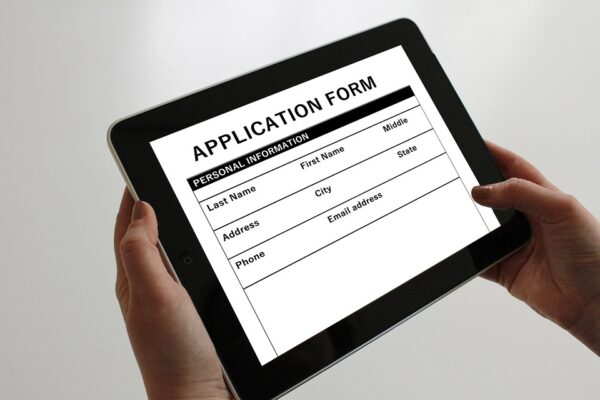 Essential Tips for Navigating the UK Job Application Process: A Complete Guide