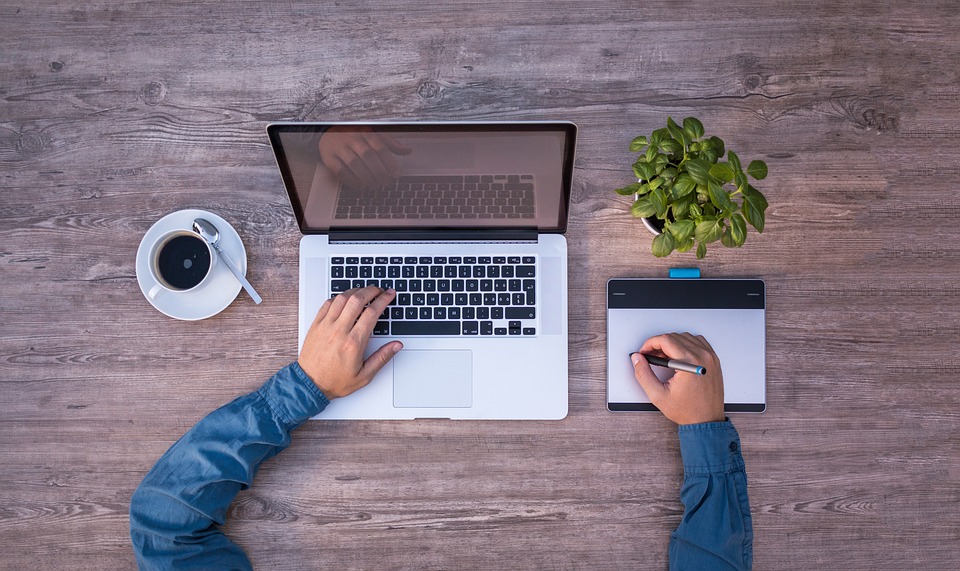 Essential Skills and Responsibilities for Graphic Design Managers: A Shortage Occupation with Great Career Prospects