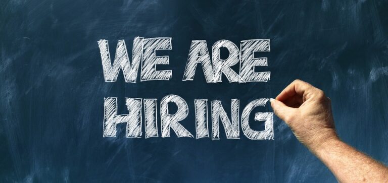 Essential Tips for Landing Entry-Level Jobs in the UK: Your Ultimate Guide to Job Hunting Success